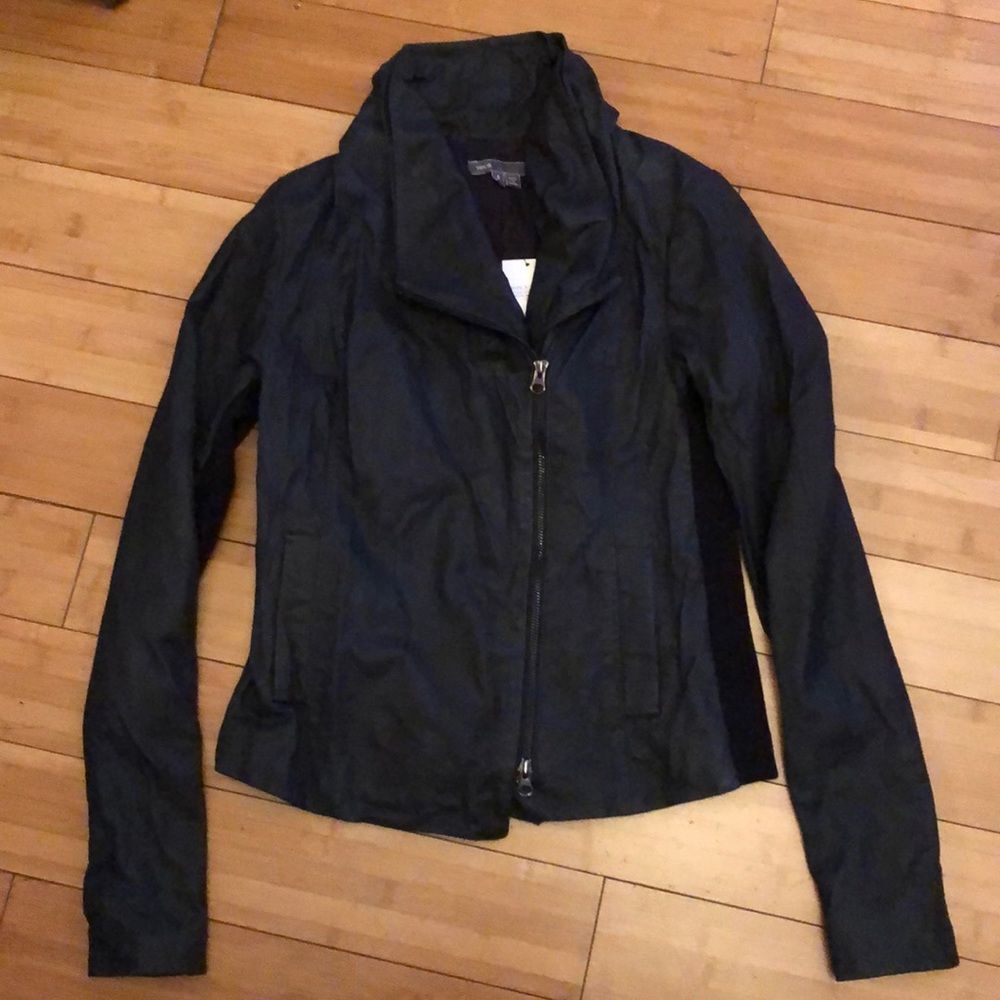 Stunning Vince paper leather jacket S-NWT